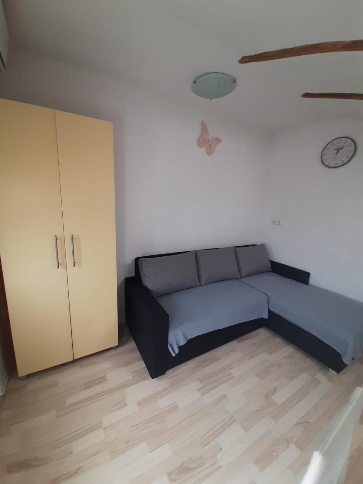 Apartment Ivana Кърк Стая снимка