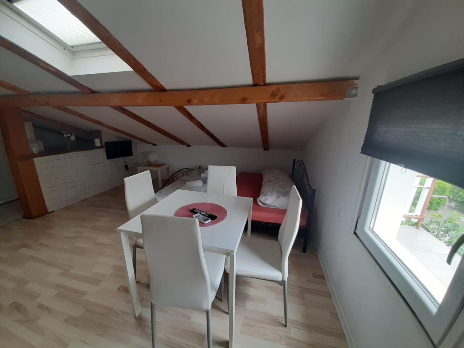 Apartment Ivana Кърк Стая снимка